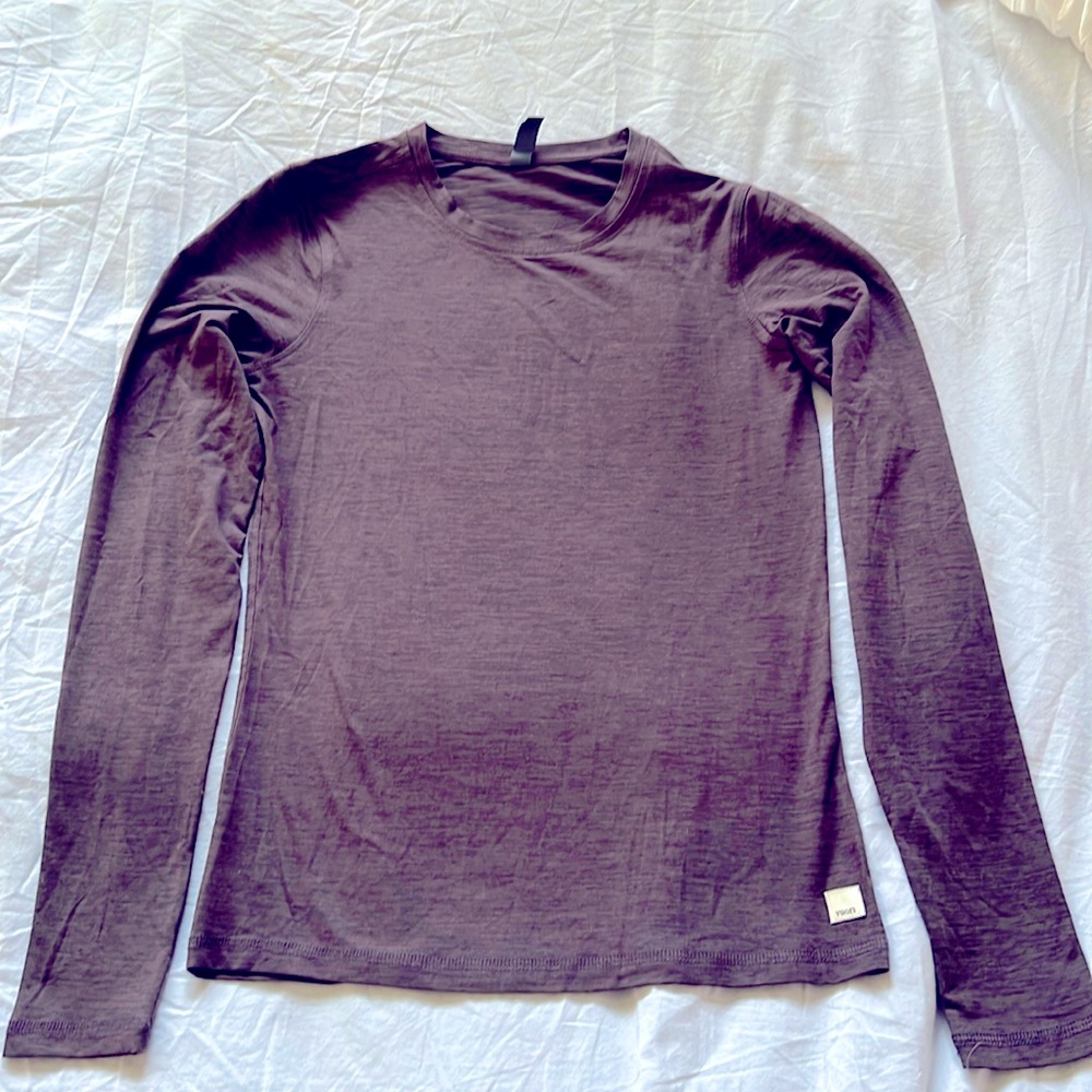 Vuori long sleeve lux tee smoked plum NWOT
